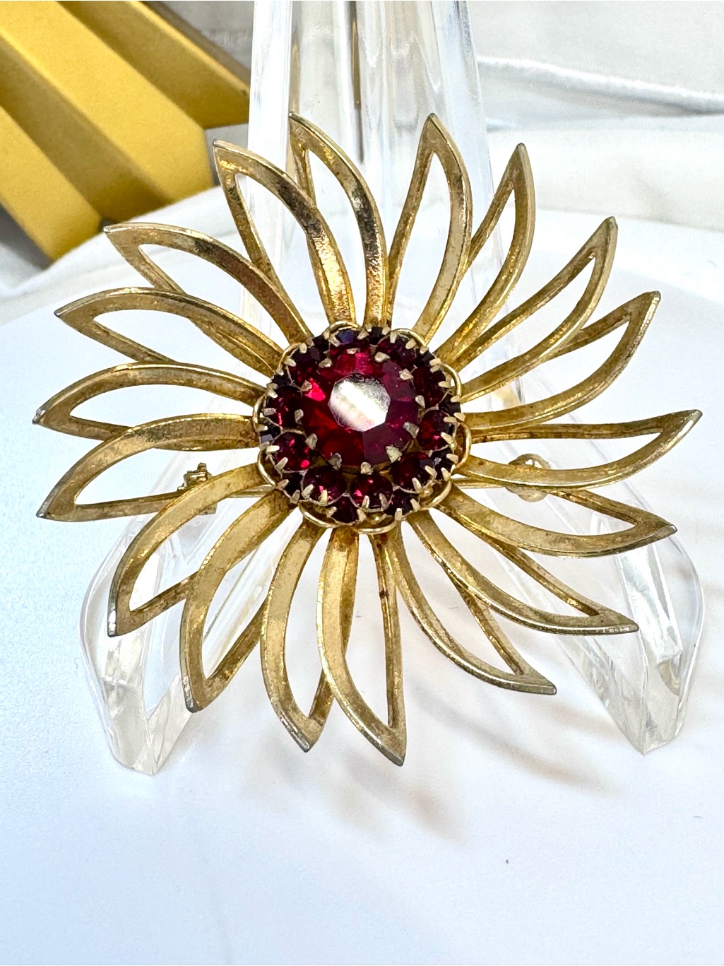 Vintage 1967 Sarah Coventry Ruby Red Autumn Haze Brooch